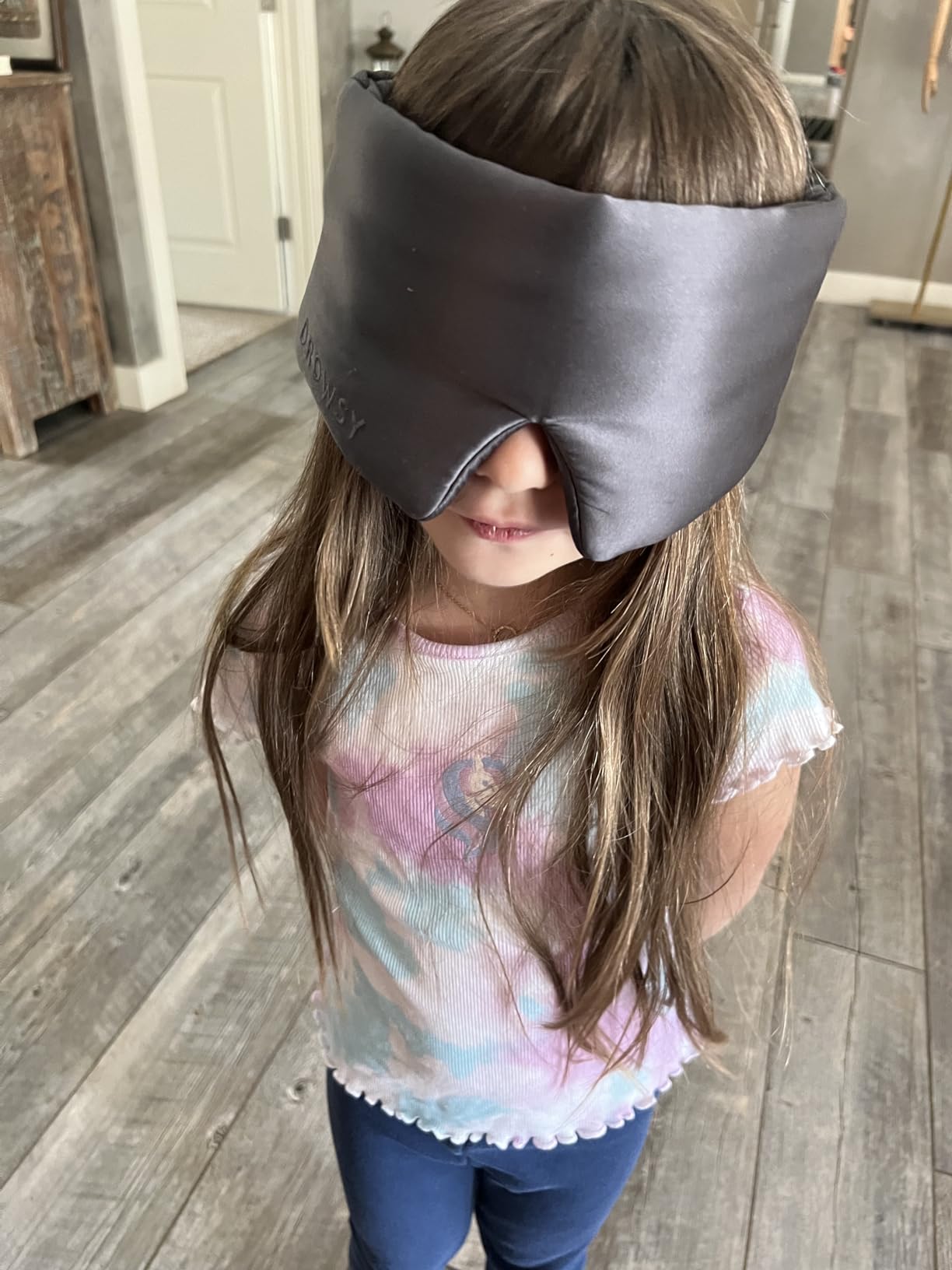 DROWSY Silk Sleep Mask - Face-Hugging, Padded Cocoon for Luxury Sleep in Total Darkness - 100% Pure Mulberry Silk customer photo 2