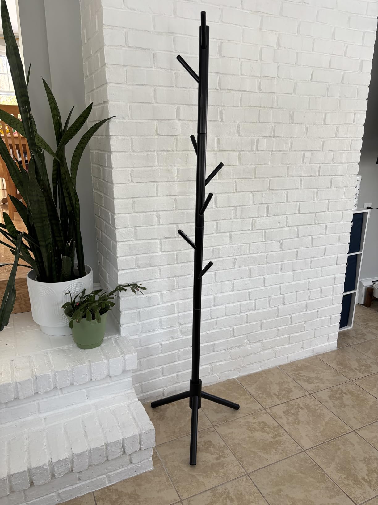 Pipishell Sturdy Wooden Coat Tree with 8 Hooks, 3 Adjustable Sizes for Clothes, Hat Stand Used in Bedroom/Office/Entryway, Brown customer photo 2