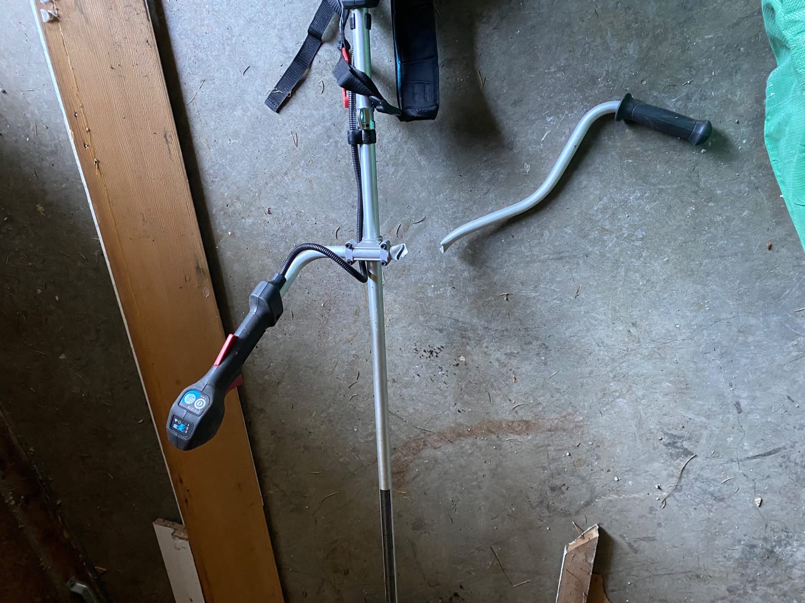 Makita XRU16Z 36V (18V X2) LXT Brushless Brush Cutter, Tool Only customer photo 1