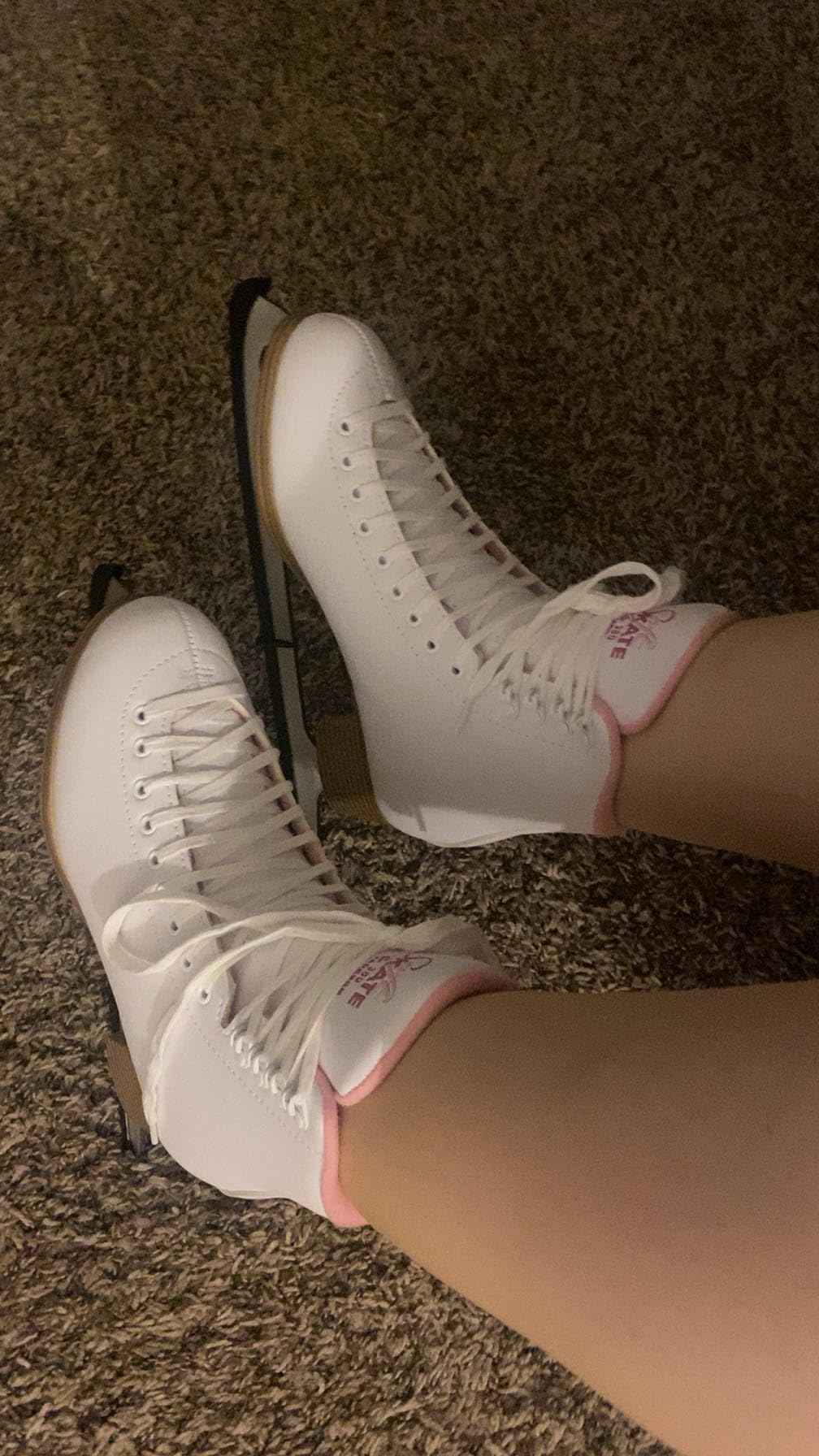 Jackson Ultima Classic SoftSkate 380 Womens Ice Skates customer photo 1