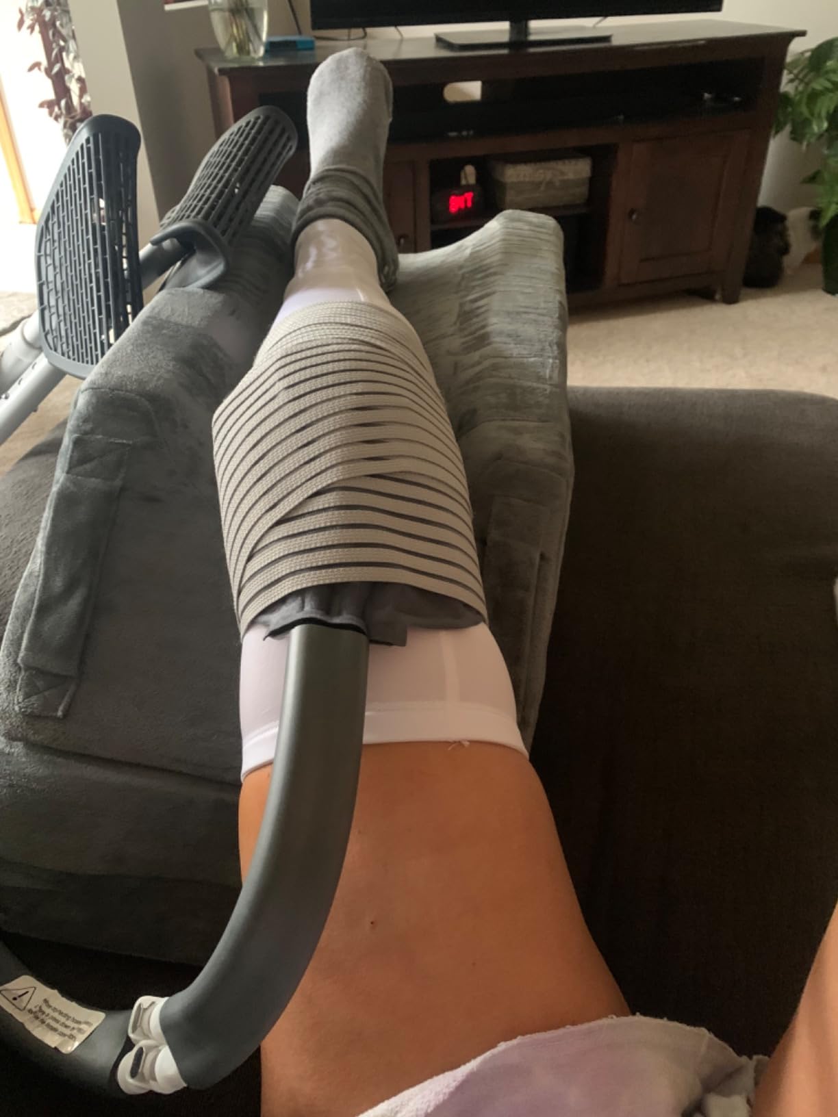 NEHOO Cold Therapy System, Pain Relief for Post-Surgery Recovery, Programmable Ice Therapy Machine, Continuous Cryotherapy, Universal Pad for Knee, Ankle, Cervical, Back and Leg, Including 4 Straps customer photo 2