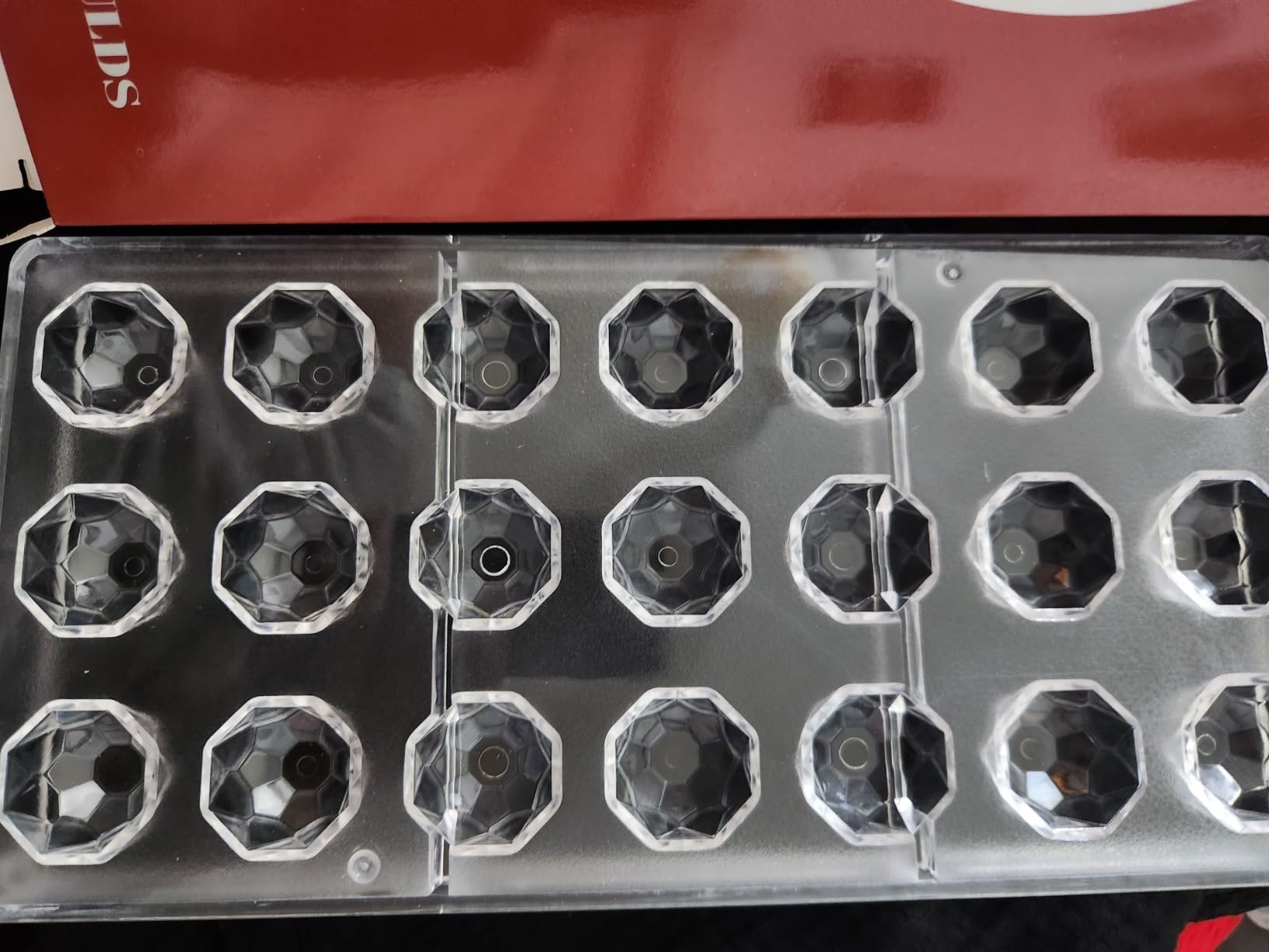 Yopay 84 Grids Polycarbonate Chocolate Mold Candy Making Molds, Diamond Shaped Tray for Mousse, Jelly, Pralines, Truffles, Sweets, Bonbons, Cookies customer photo 1