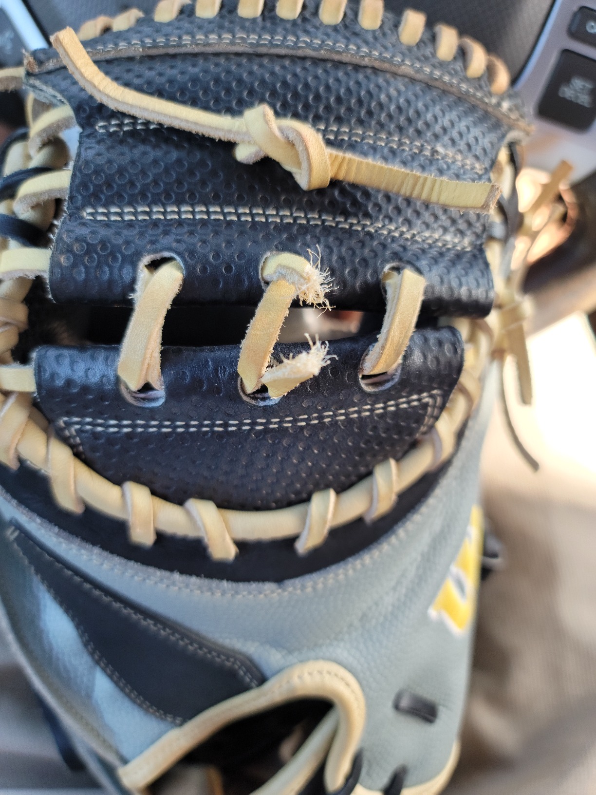 Wilson A2000 Catcher's Mitts customer photo 2