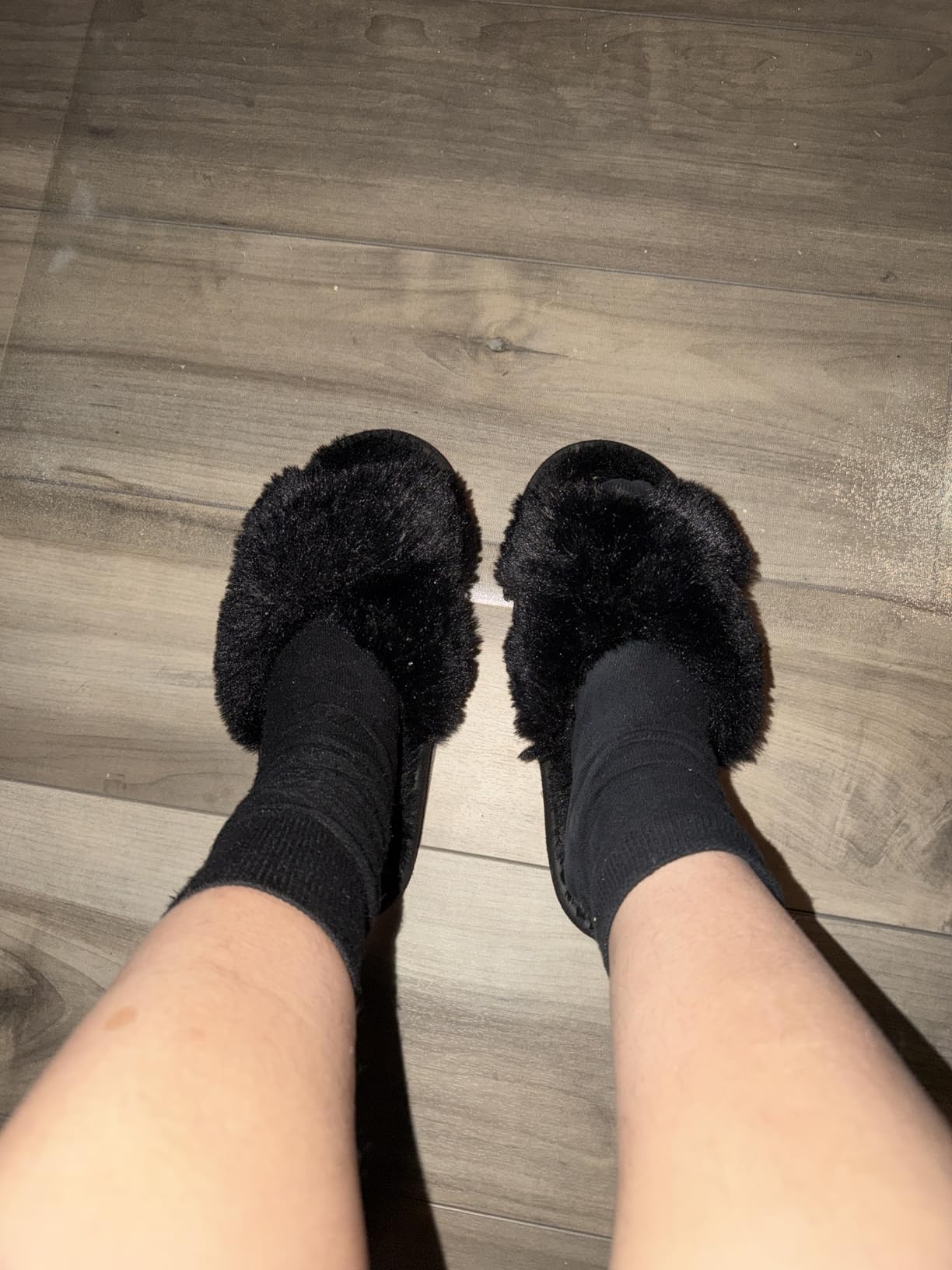 Evshine Women's Fuzzy Slippers Cross Band Memory Foam House Slippers Open Toe customer photo 1
