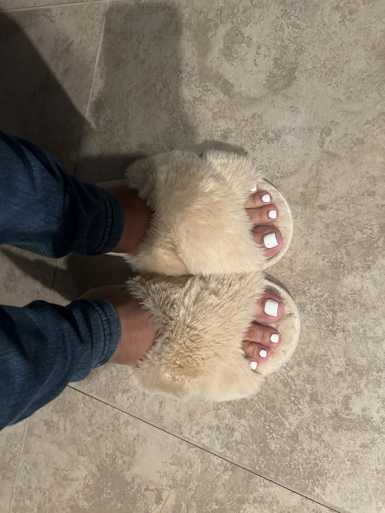 Evshine Women's Fuzzy Slippers Cross Band Memory Foam House Slippers Open Toe customer photo 2