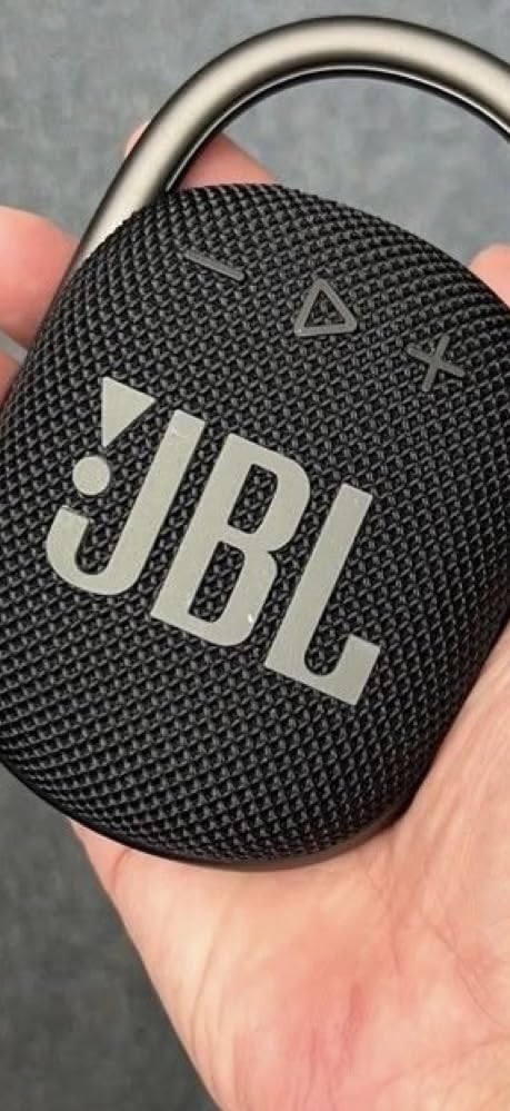 JBL Clip 4 - Portable Mini Bluetooth Speaker, big audio and punchy bass, integrated carabiner, IP67 waterproof and dustproof customer photo 1