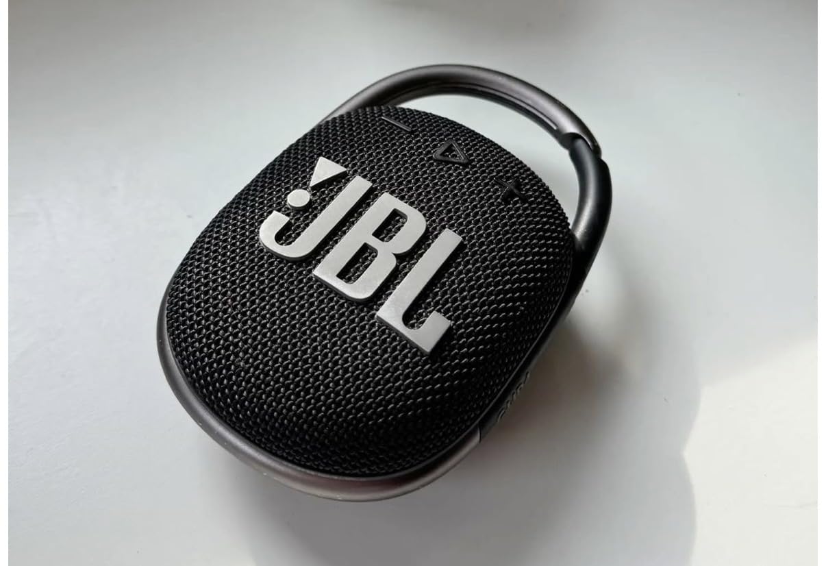 JBL Clip 4 - Portable Mini Bluetooth Speaker, big audio and punchy bass, integrated carabiner, IP67 waterproof and dustproof customer photo 2