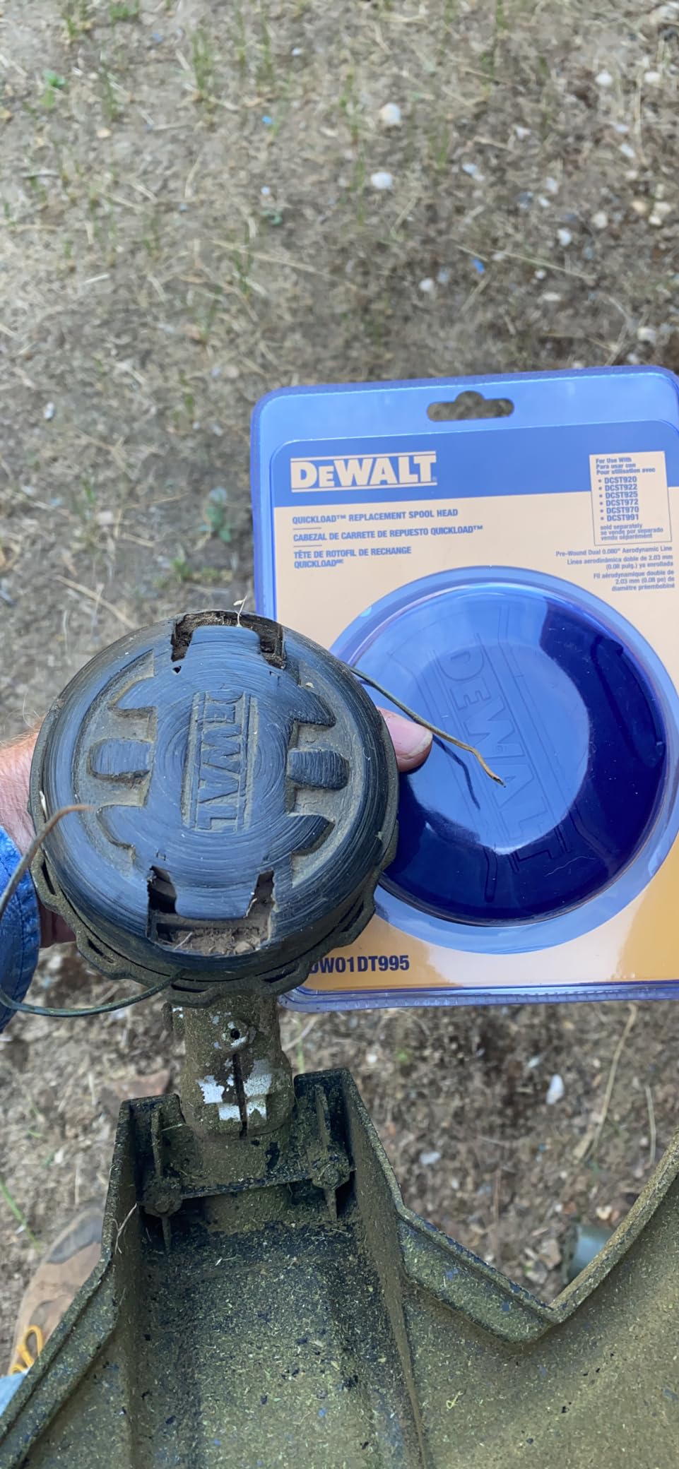 DEWALT 60V Cordless String Trimmer with Battery & Charger Included, 17 Inch, Attachment Capable (DCST972X1) customer photo 1