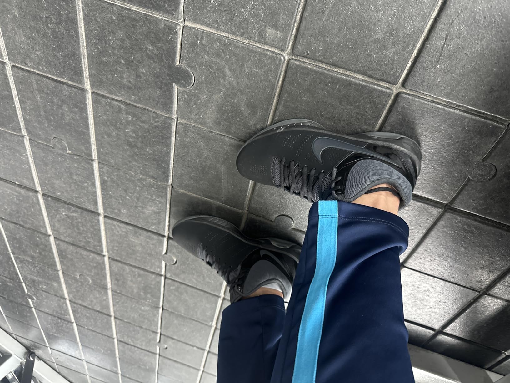 adidas Men's Ligra 7 Indoor Court Shoes customer photo 2