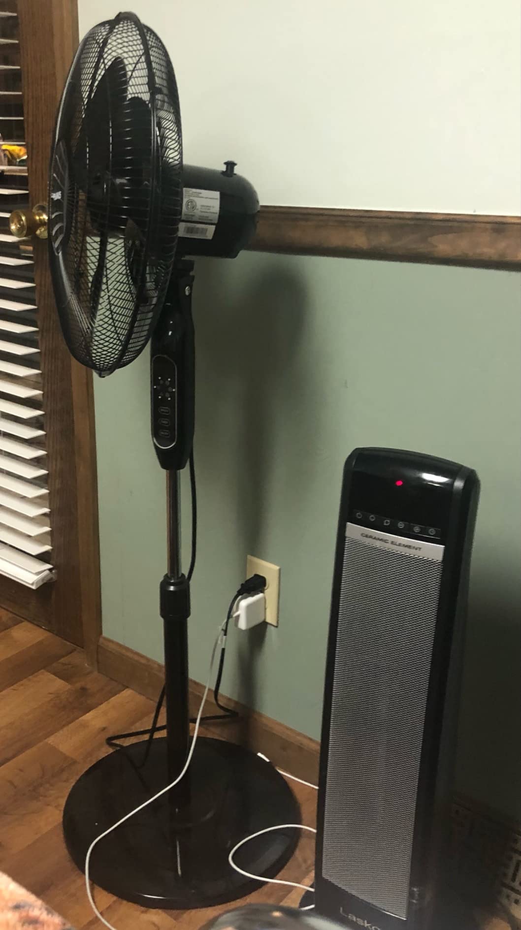 PELONIS 16'' Pedestal Fan for Bedoom, Remote, Standing Fan with 7-Hour Timer, 90° Oscillation, 3-Speeds, Adjustable Height, Electric Cooling Fans for Living Room and Office customer photo 1