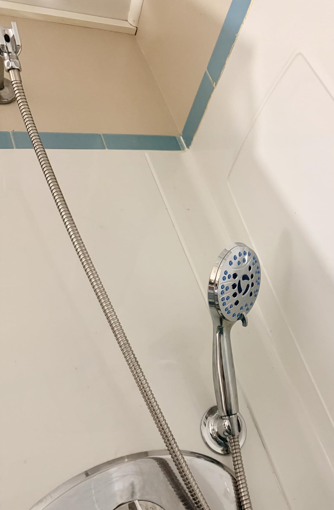 AquaCare High Pressure 8-mode Handheld Shower Head - Anti-clog Nozzles, Built-in Power Wash to Clean Tub, Tile & Pets, Extra Long 6 ft. Stainless Steel Hose, Wall & Overhead Brackets customer photo 2