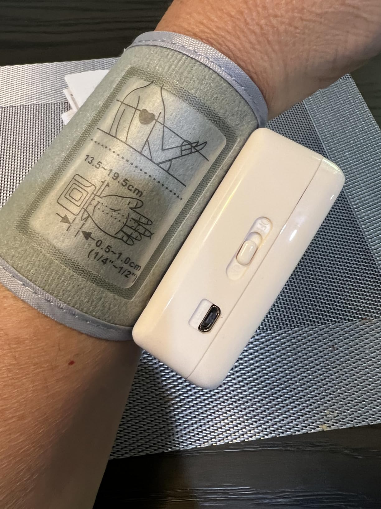 Blood Pressure Monitor Digital Wrist BP Machine Automatic Adjustable Cuff ( 5.3 to 7.7 in) with 2 Users 180 Memory Voice Broadcast Large LCD Display USB Charging Cable Carrying Case customer photo 2
