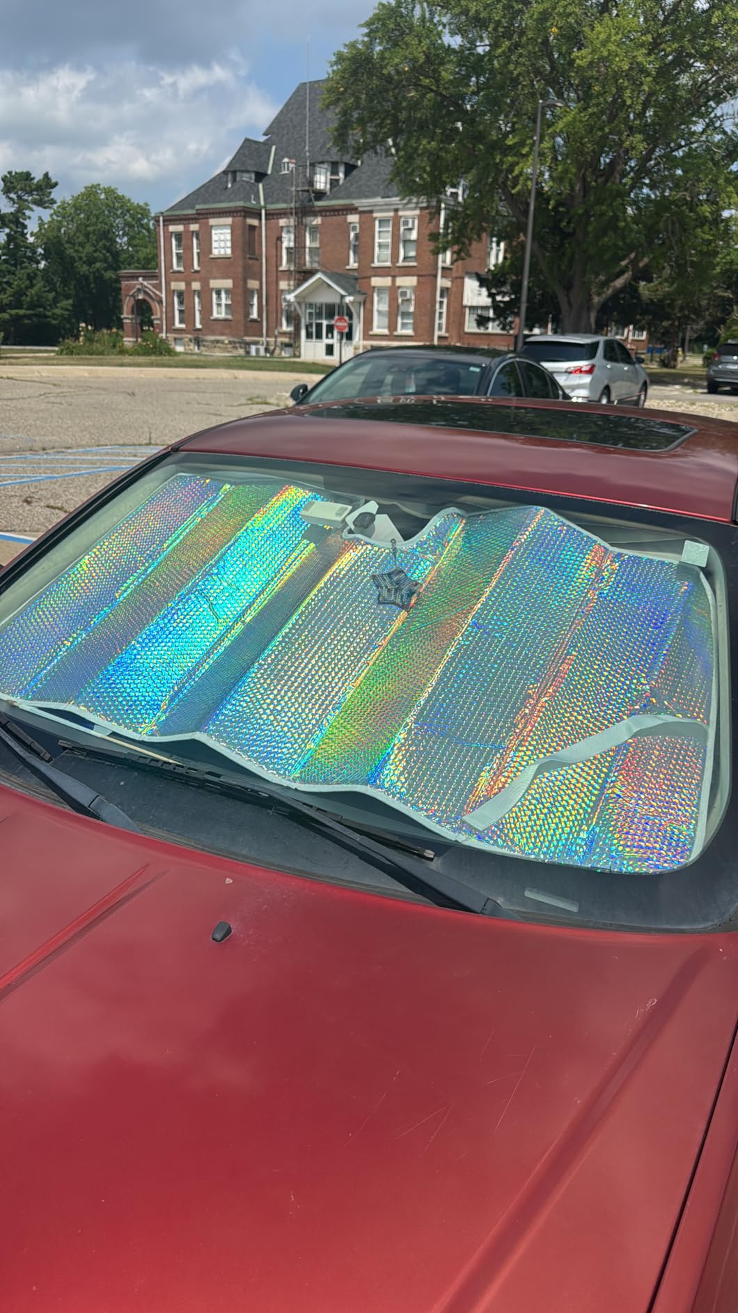 Iridescent Matte White Front Windshield Sunshade-Accordion Folding Auto Shade for Car Truck SUV-Blocks UV Rays Sun Visor Protector-Keeps Your Vehicle Cool- 58 x 27 in customer photo 1