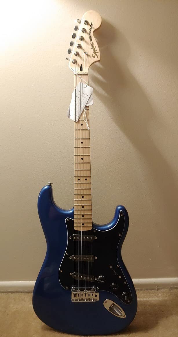 Squier Affinity Series Stratocaster Electric Guitar, with 2-Year Warranty, Black, Maple Fingerboard customer photo 2