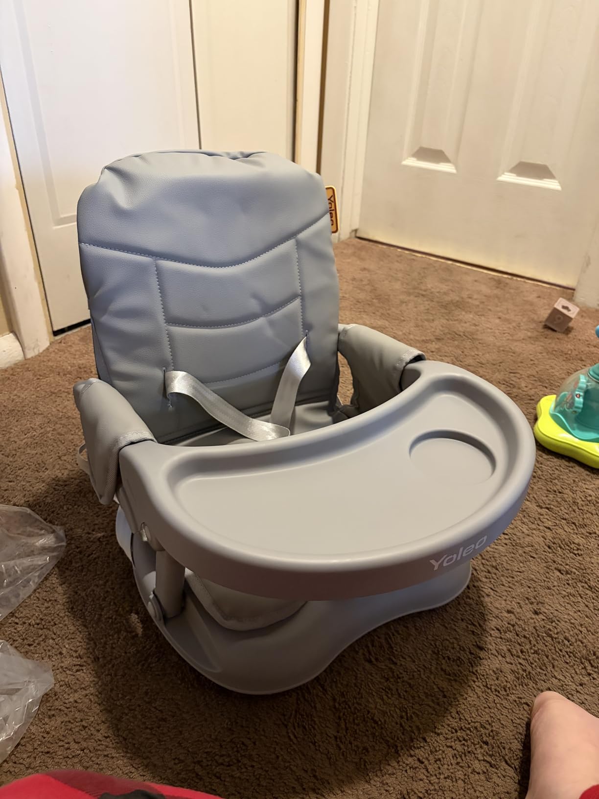 YOLEO Baby High Chair Booster Seat for Dining Table, Foldable High Chairs with Adjustable Heights, Travel Booster Seat with Removable Tray customer photo 2