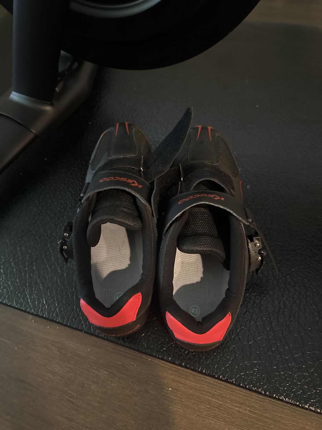 Unisex Cycling Shoes Compatible with pelaton Indoor Road Bike Riding Shoes for Men and Women Delta Cleats Clip Outdoor Pedal customer photo 2