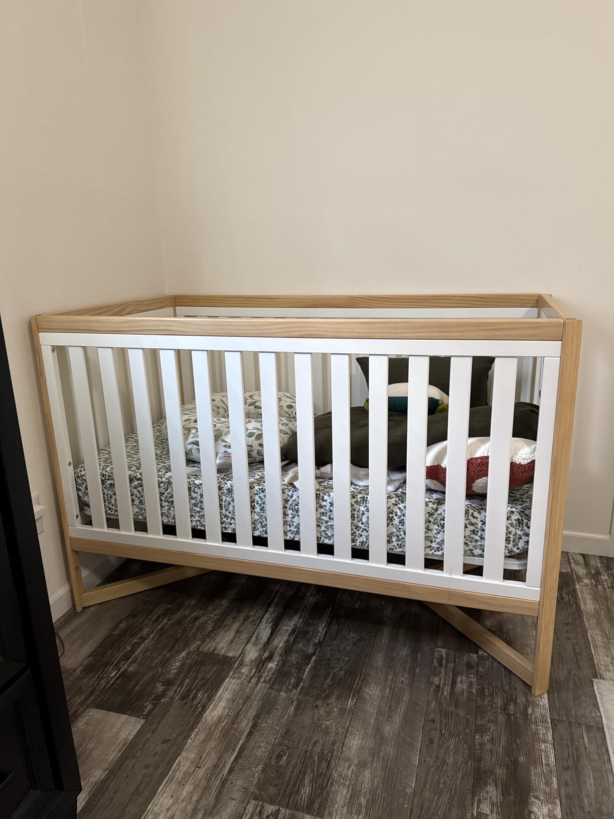 Delta Children Tribeca 4-in-1 Baby Convertible Crib, Bianca White/Natural customer photo 1