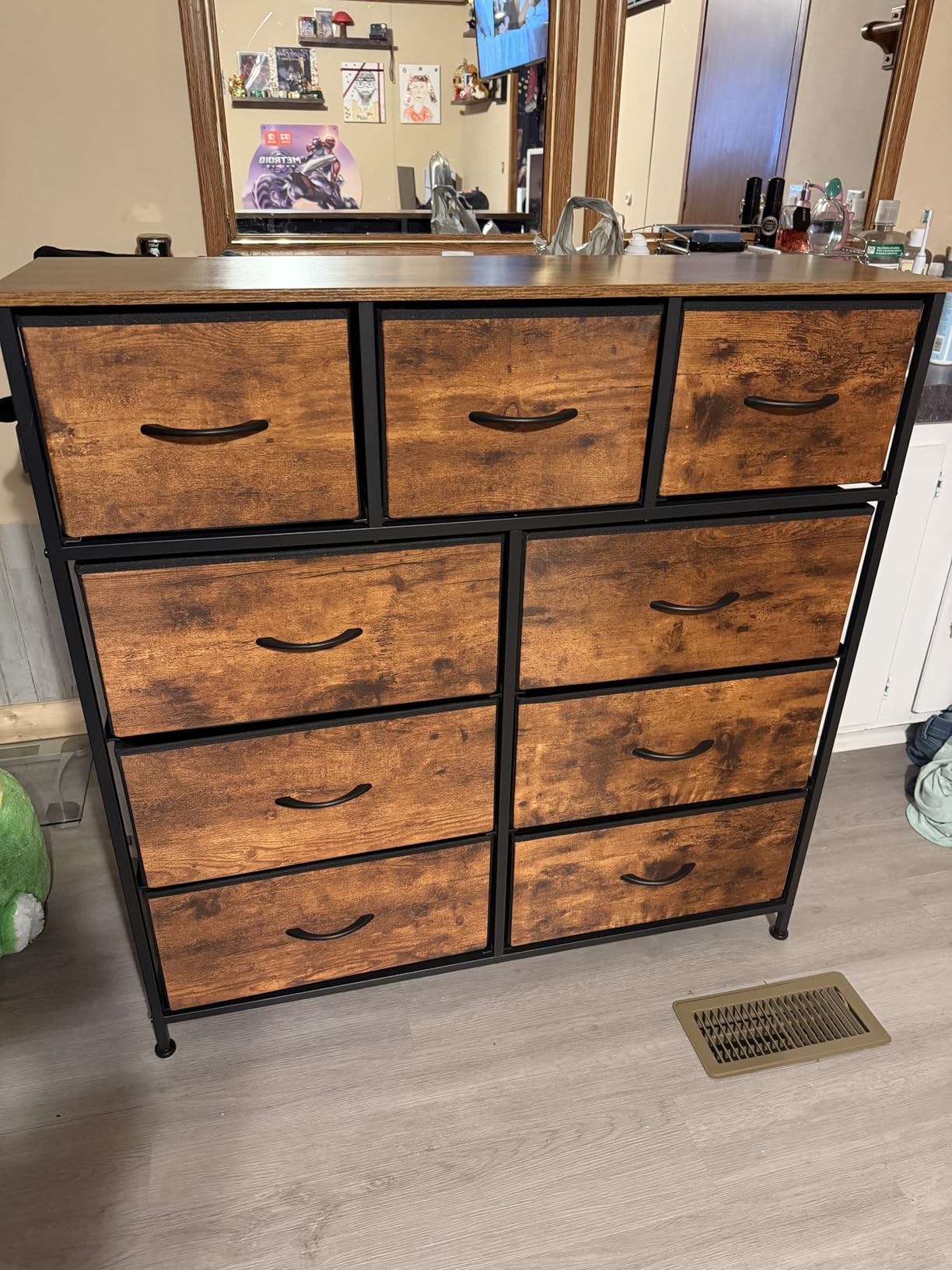 WLIVE 9-Drawer Dresser, Fabric Storage Tower for Bedroom, Hallway, Entryway, Closet, Tall Chest Organizer Unit with Fabric Bins, Steel Frame, Wood Top, Easy Pull Handle, Rustic Brown Wood Grain Print customer photo 1