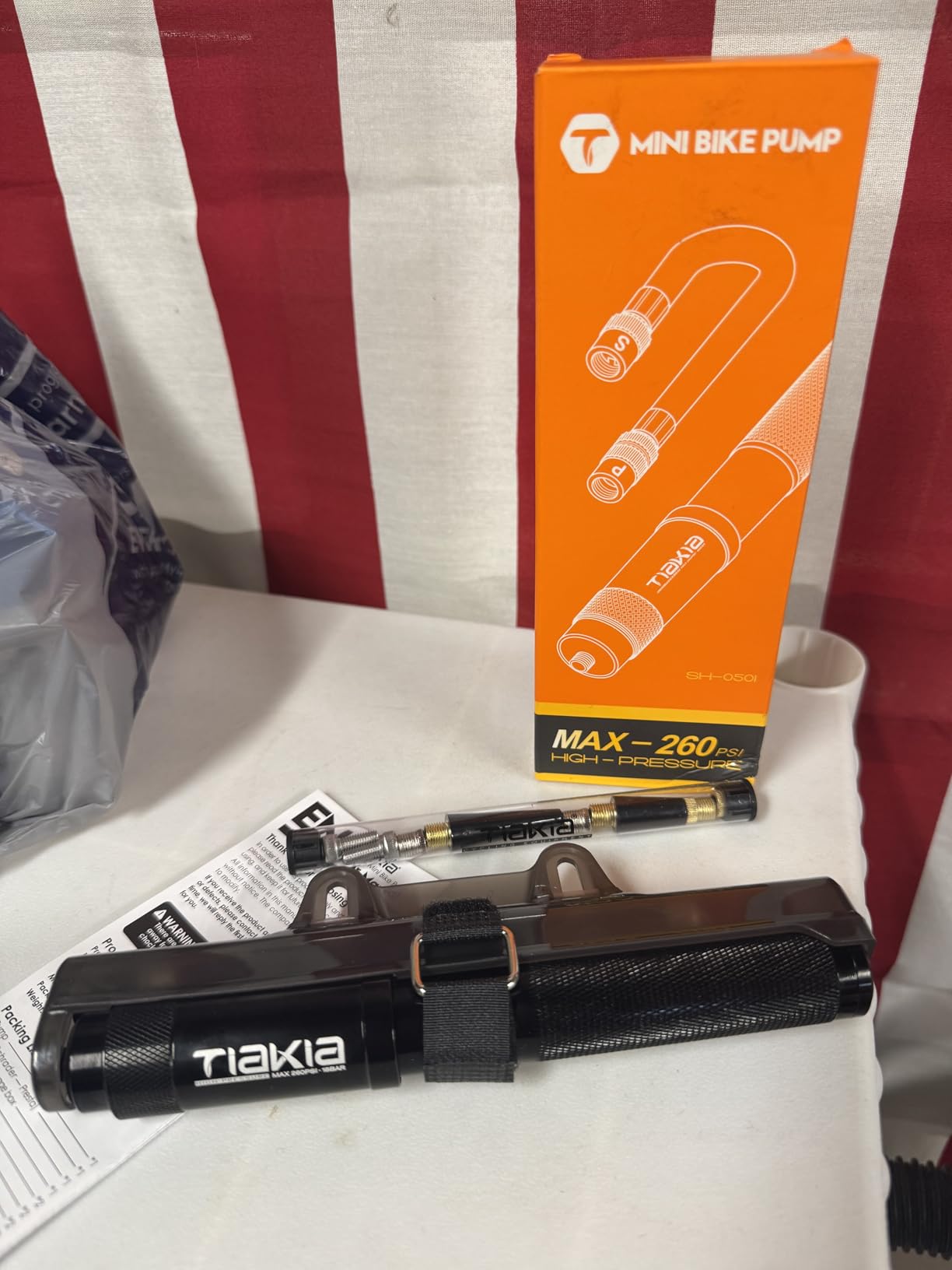 Tiakia Mini Bike Pump, Portable Bicycle Pump with Bracket, 260PSI High Pressure Frame Pump Air Hand Pump Fit Presta, Schrader & Woods Valves, Aluminum Alloy Tire Pump for Road/Mountain Bikes, Balls customer photo 2
