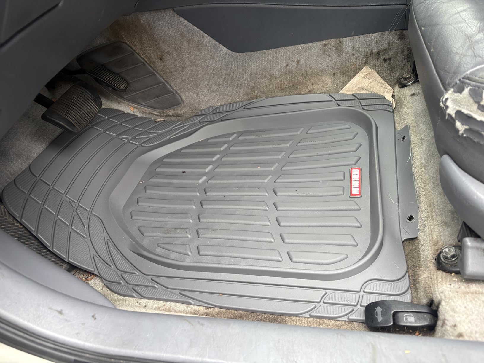 Motor Trend -2 Piece Front Car Floor Mats- Black FlexTough Contour Liners-Deep Dish Heavy Duty Rubber Floor Mats for Car SUV Truck & Van-All Weather Protection, Universal Trim to Fit customer photo 1