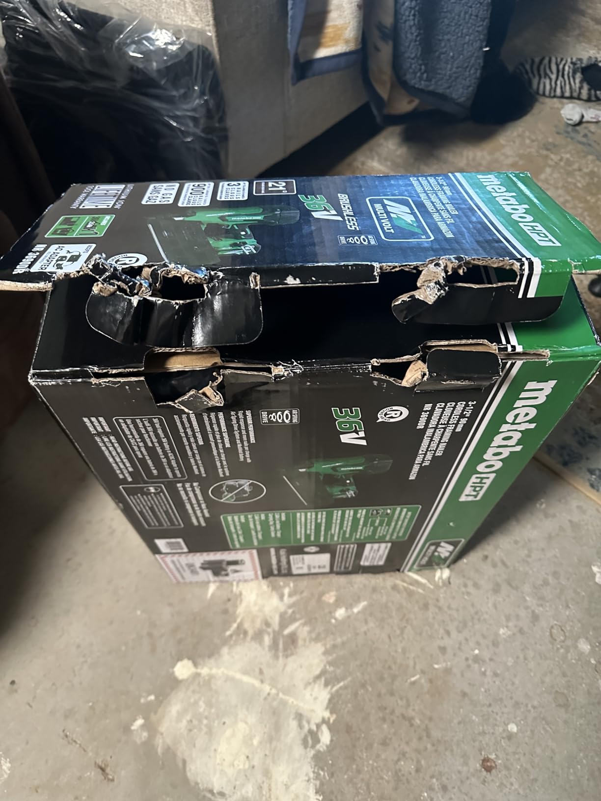 Metabo HPT 36V MultiVolt Cordless Plastic Strip Framing Nailer Kit, 21 Degree Framing Nailer with Power Tool 2.5Ah Lithium Ion Battery, Drives 2