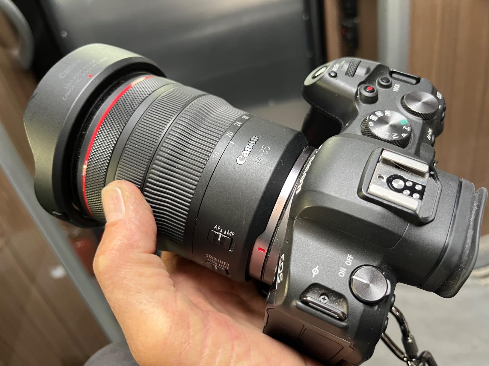 Canon RF14-35mm F4 L IS USM Wide-Angle Zoom Lens for EOS R Series customer photo 1