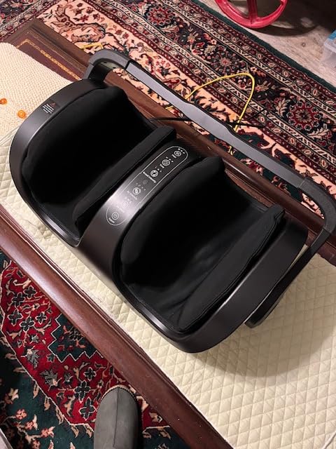 RENPHO Shiatsu Foot Massager with Heat, Foot and Calf Massager, FSA Eligible, Deep Kneading Massage for Plantar Fasciitis Relief, Size 14 customer photo 2