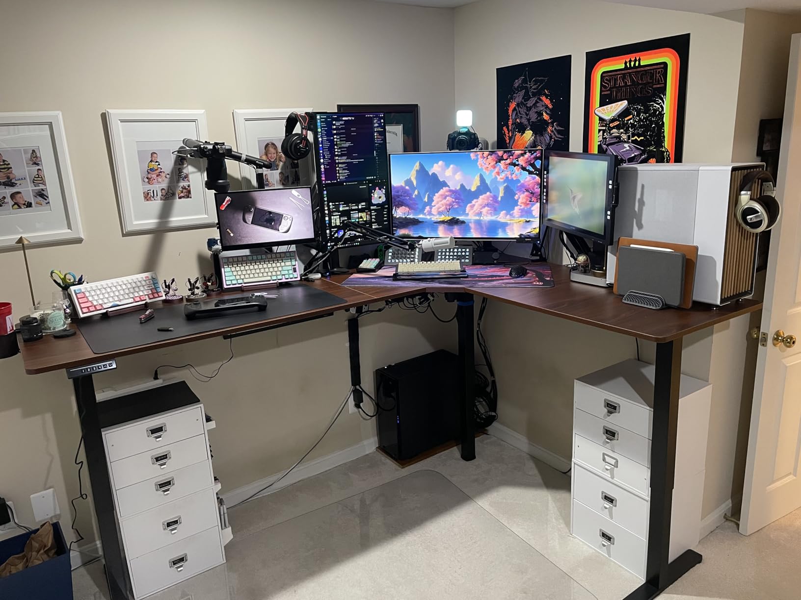VIVO Corner Standing Desk, 63 x 55 inch Reversible L-Shaped Workstation, Electric Height Adjustment, Home, Office, and Reception Rooms, Black Table Top Black Frame, DESK-E3CTB customer photo 2