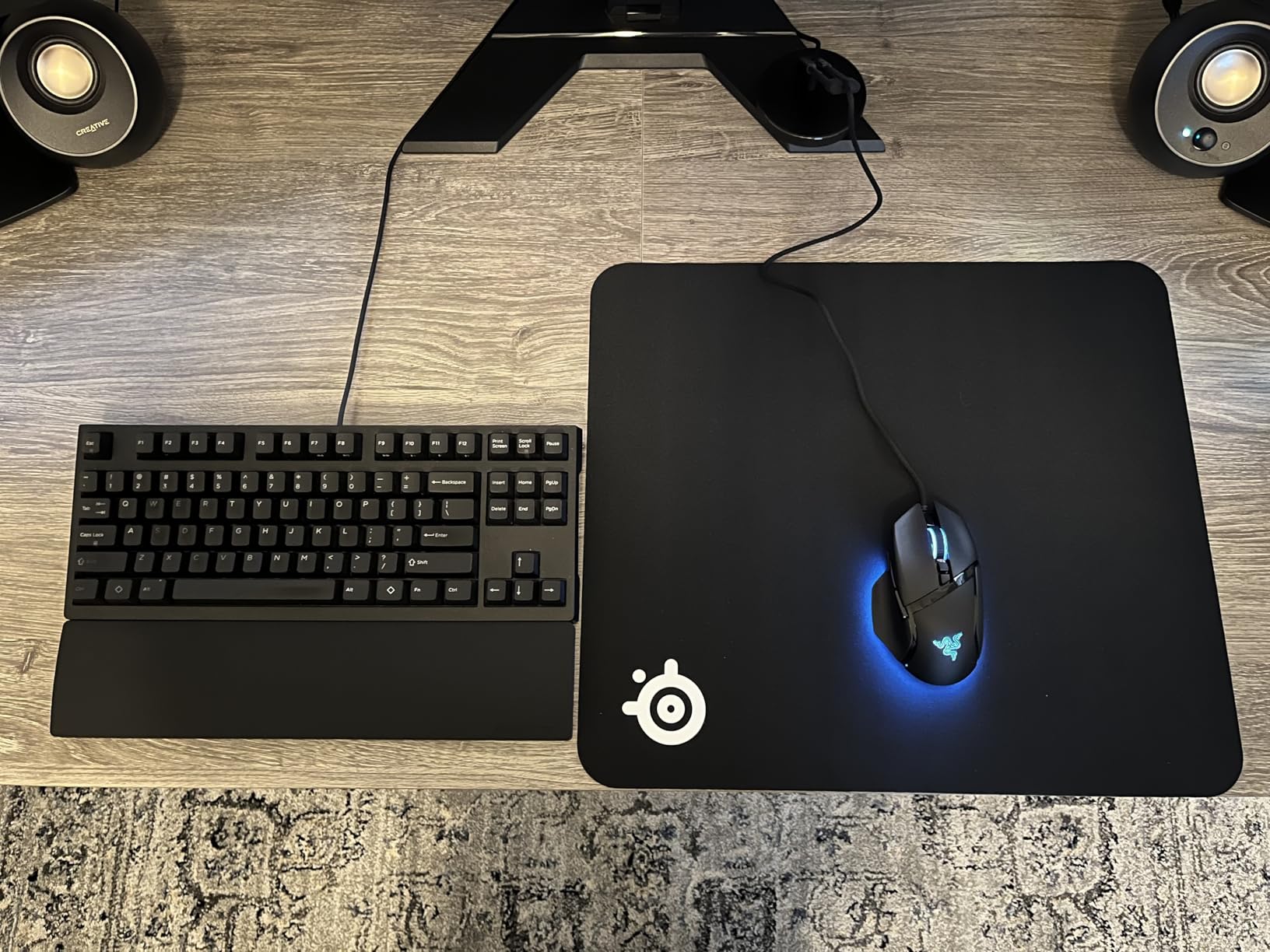Razer Basilisk V3 Customizable Ergonomic Gaming Mouse: Fastest Gaming Mouse Switch - Chroma RGB Lighting - 26K DPI Optical Sensor - 11 Programmable Buttons - HyperScroll Tilt Wheel - Classic Black customer photo 2