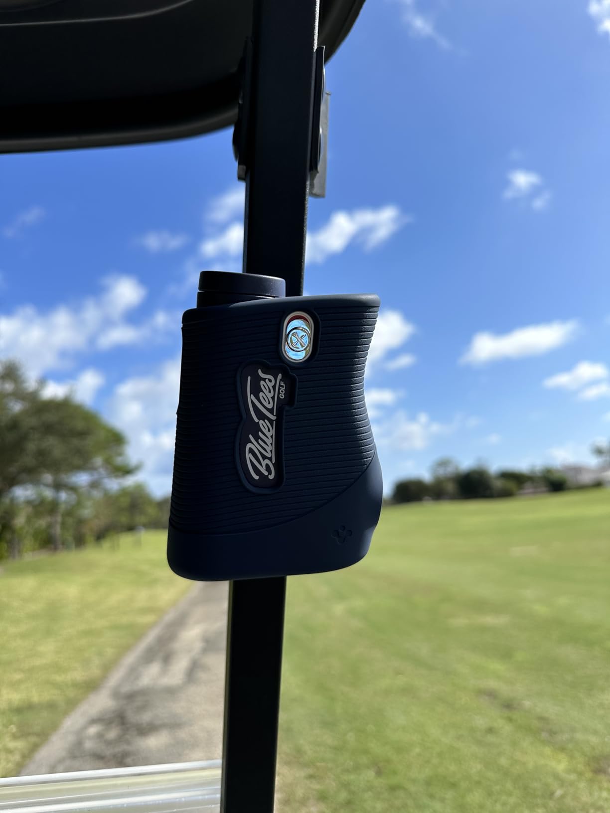 Blue Tees Golf Series 3 Max+ Golf Rangefinder with Slope Switch, 1000 Yards Range Finder, 6X Magnification Laser Rangefinder, Slope Measurement, Magnetic Strip, Flag Pole Locking with Pulse Vibration customer photo 2