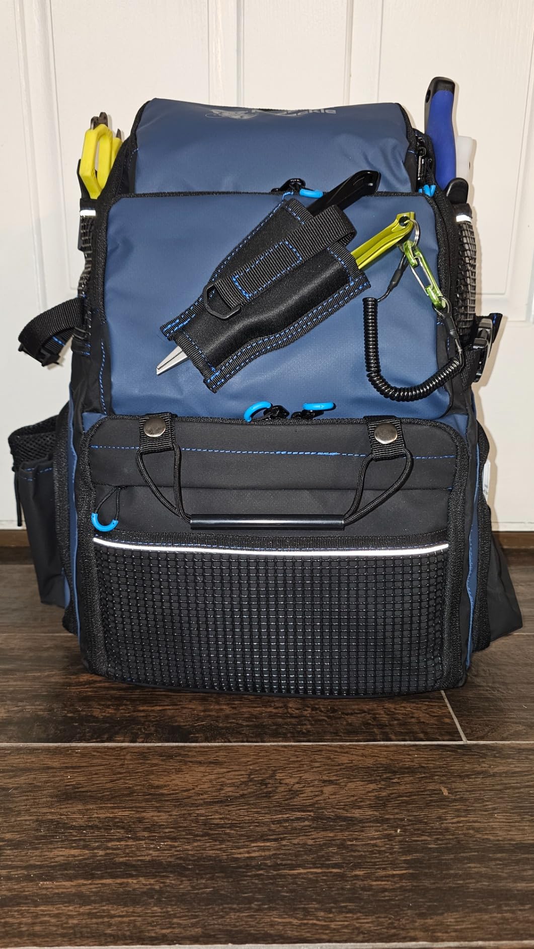 Reaction Tackle Fishing Tackle Bag - Salt Water Resistant Fishing Bag, 1000D PVC Waterproof Material, Tackle Box Organizer with Dividers for 3600 or 3700 Trays customer photo 2