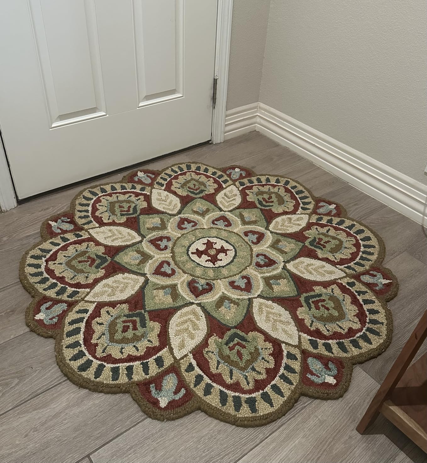 SAFAVIEH Novelty Collection 8' Round Ivory/Blue NOV604M Handmade Floral Premium Wool Entryway Foyer Living Room Bedroom Kitchen Area Rug customer photo 2