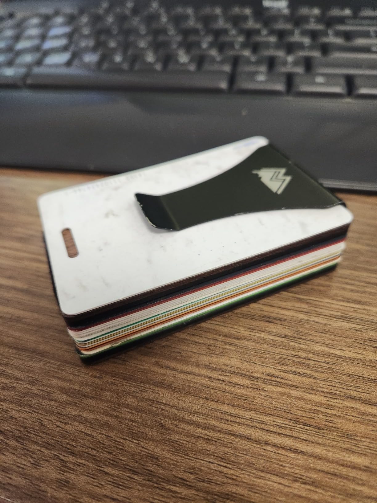 Minimalist Wallet for Men & Women - Slim RFID Wallet, Scratch Resistant, Credit Card Holder & Money Clip, Easily Removable Money & Cards, (Matte Carbon Fiber) customer photo 2