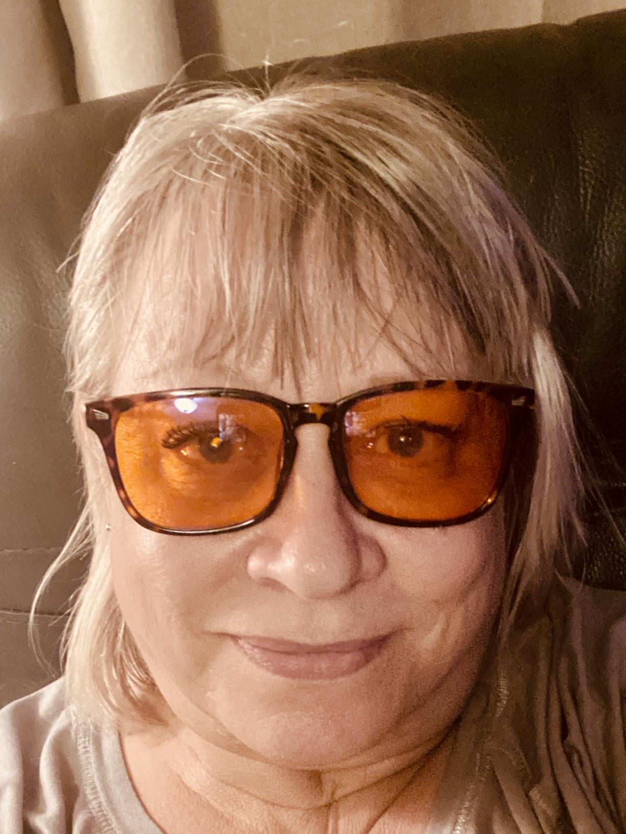 Bloomoak-99% Blue Light Blocking Glasses - Gaming Glasses - Anti Glare - Anti Fatigue -Suitable for Screens, Games, TVs customer photo 2