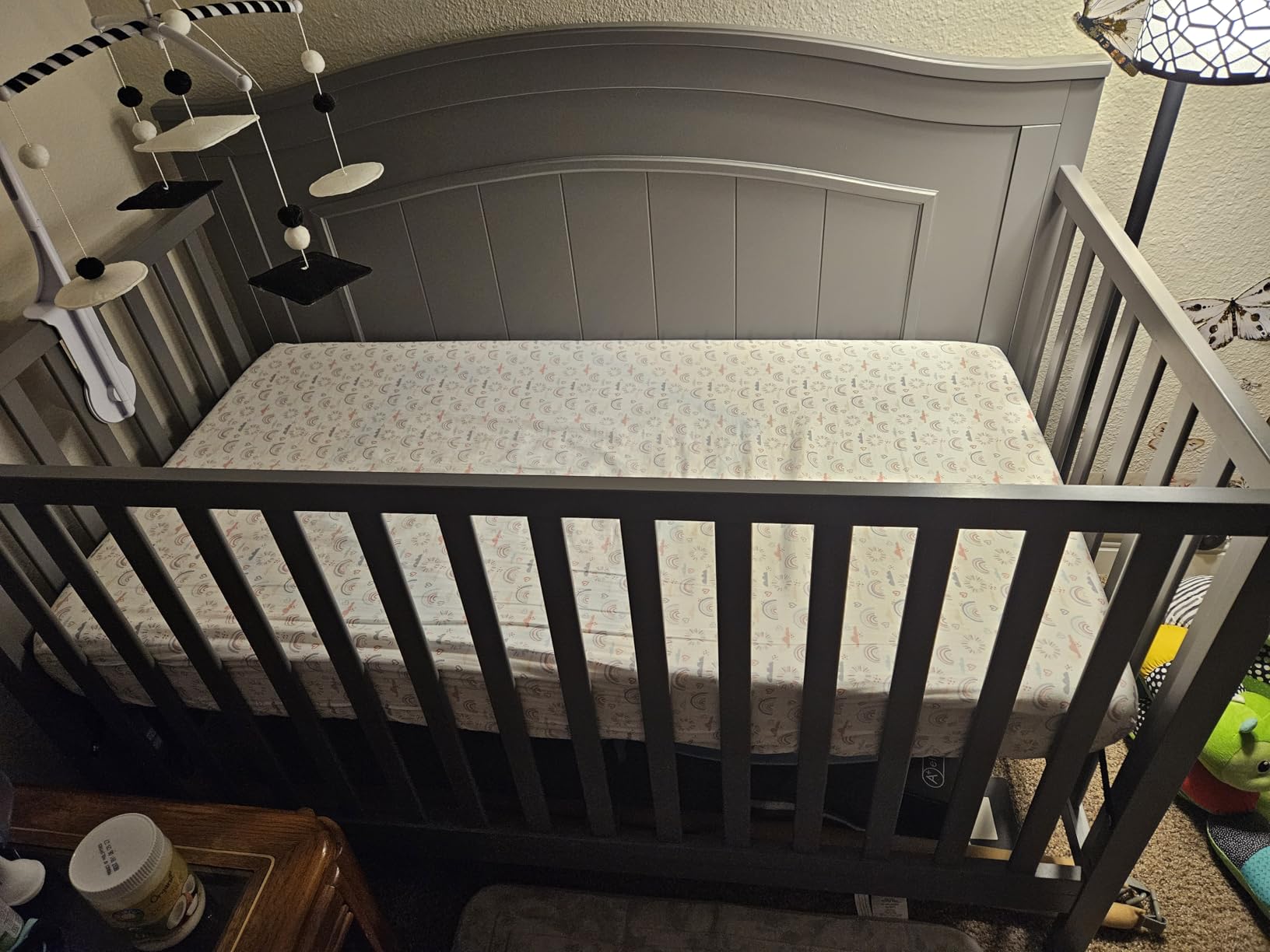 Oxford Baby North Bay 4-in-1 Convertible Crib, Snow White, GreenGuard Gold Certified customer photo 2