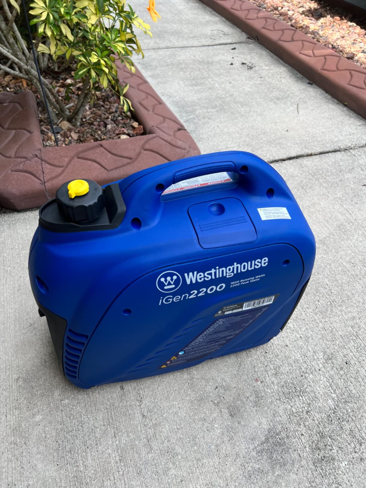 Westinghouse 2800 Peak Watt Super Quiet & Lightweight Portable Inverter Generator, Gas Powered, Parallel Capable, Long Run Time customer photo 1