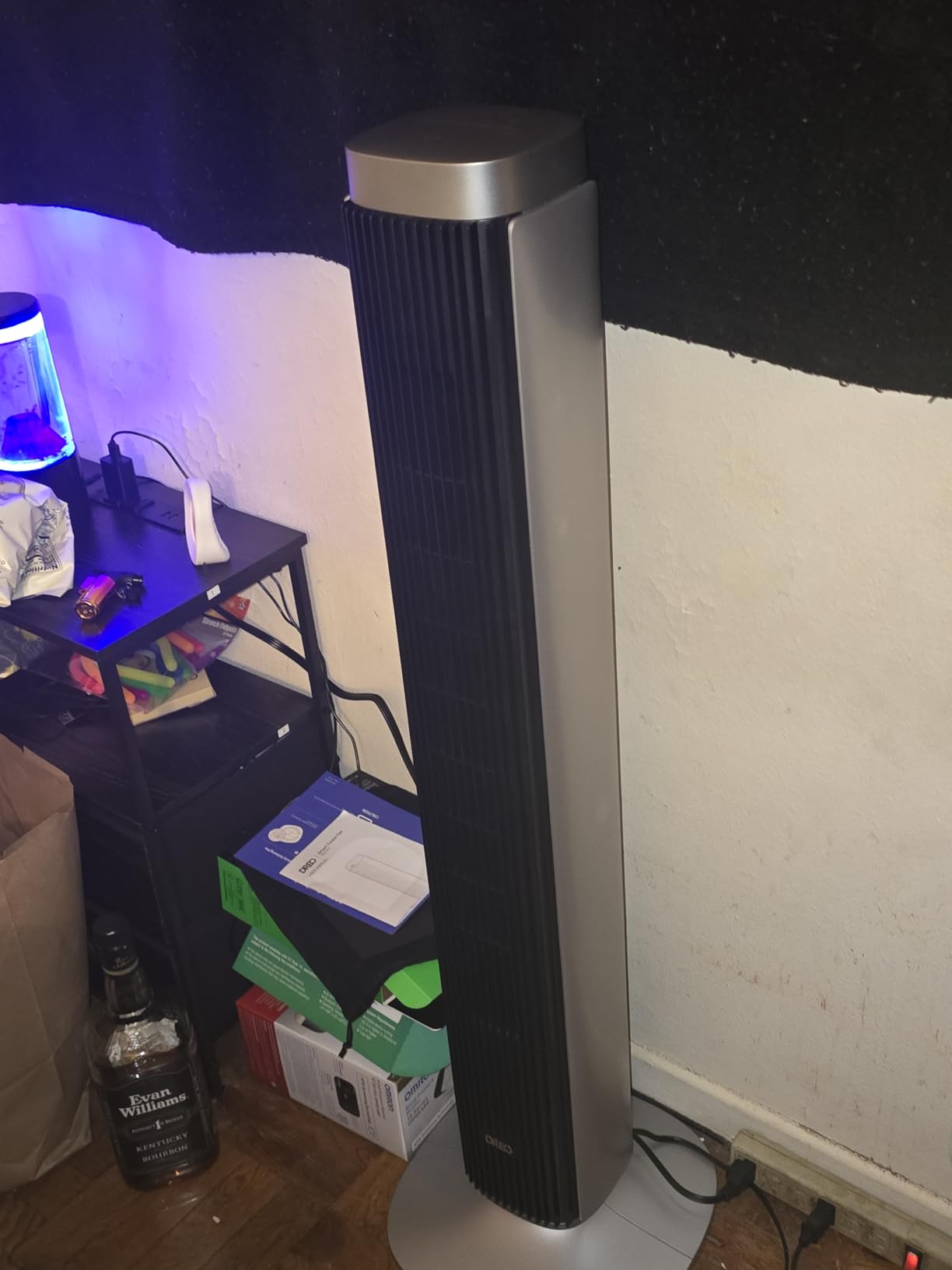 DREO Tower Fan for Bedroom, Standing Oscillating Fan with 40ft Far Airflow, 20dB Quiet, 12 Speeds, 28ft/s Velocity, Smart Control, DC Motor, 42 inch, 90° Oscillation, 4 Modes, 12H Timer, Pilot Pro S customer photo 2