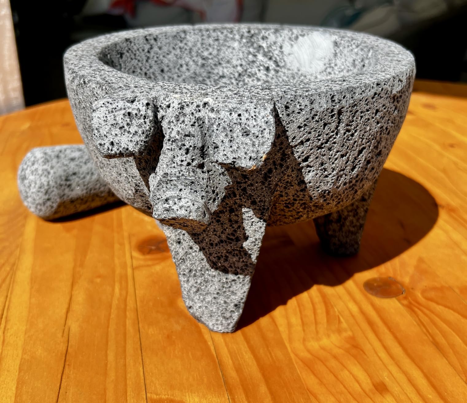 9 inch Molcajete Mortar and Pestle with Pig Design, Mexican Handmade with Lava Stone Ideal as Herb Bowl, Spice Grinder, Volcanic Stone customer photo 1