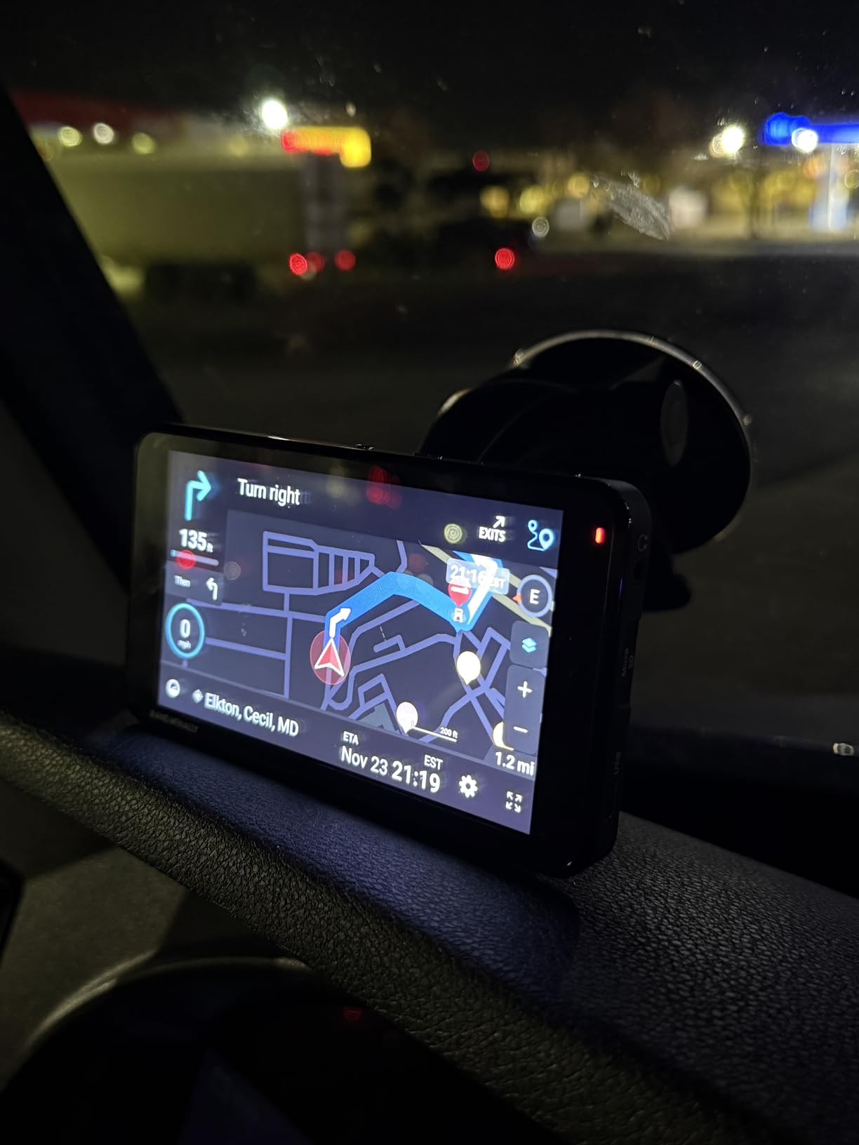 Rand McNally TND 550 5-inch GPS Truck Navigator Easy-to-Read Display Custom Truck Routing and Rand Navigation 2.0 (Renewed) customer photo 1