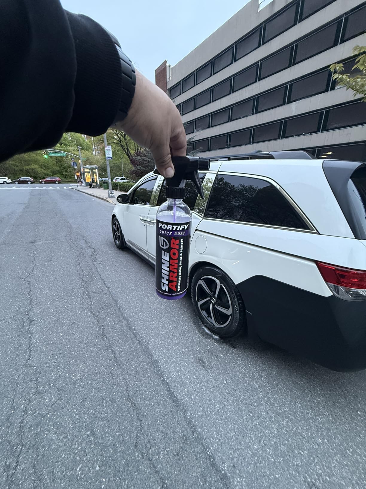 SHINE ARMOR Fortify Quick Coat: 3-in-1 Complete Detailing Spray - Car Wax, Waterless Wash and Ceramic Coating - Paint Protection for Cars, Trucks, Bikes and SUVs, Made in USA, 16floz customer photo 2