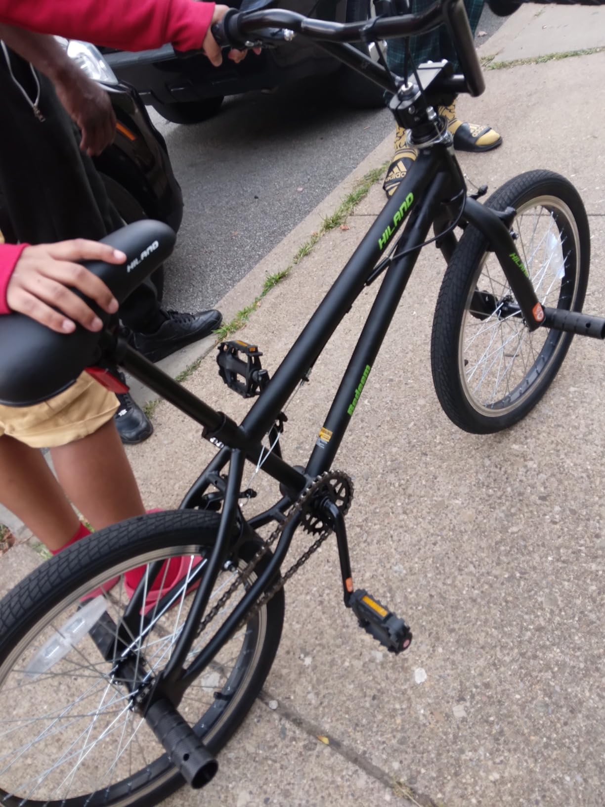Hiland 20 inch Freestyle Kids BMX Bike, Beginner to Advanced with 360 Degree Gyro & 4 Pegs customer photo 2
