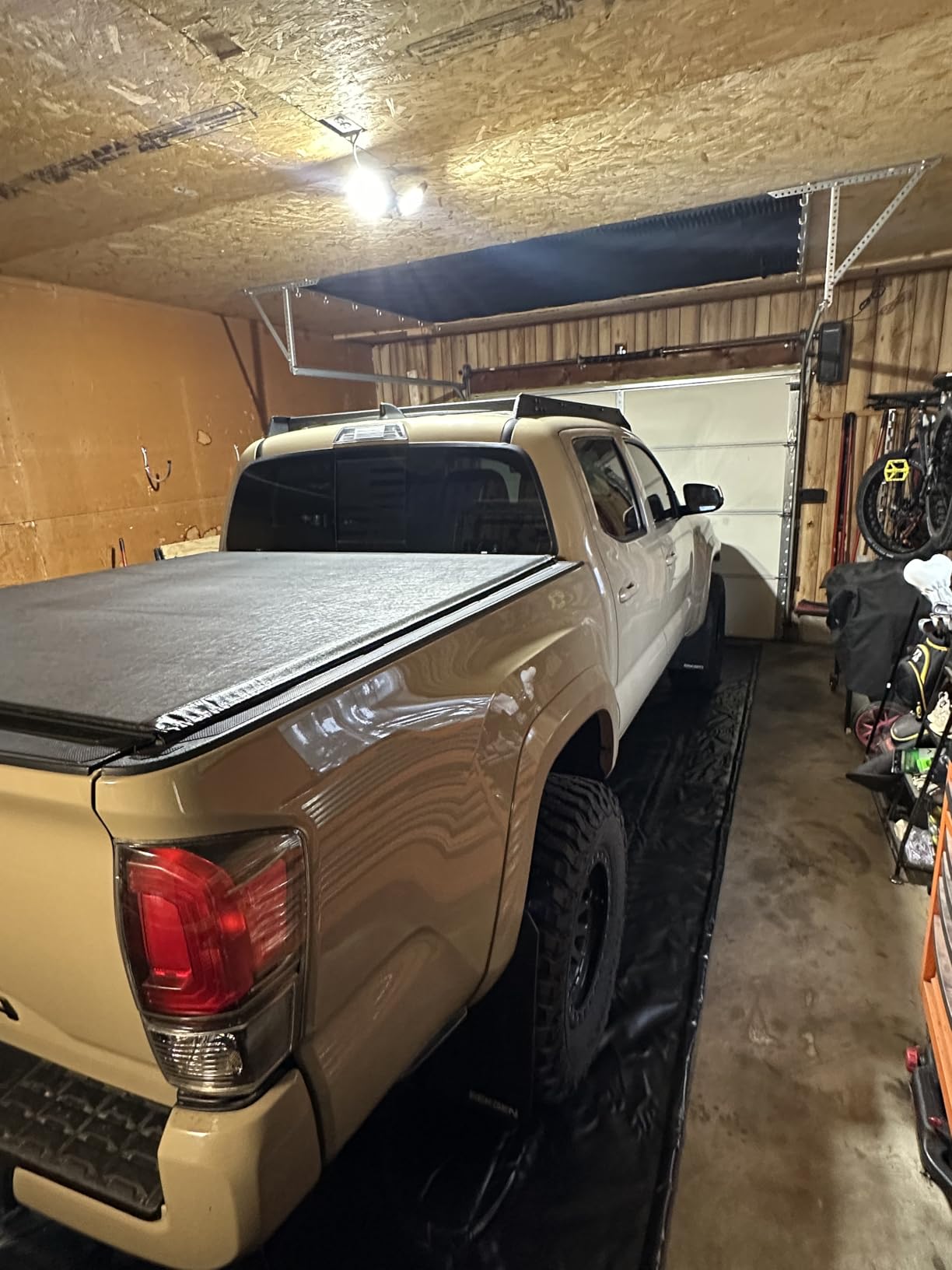 AutoFloorGuard Heavy-Duty Garage Containment Floor Mat for Extra-Large Vehicles, 8'6
