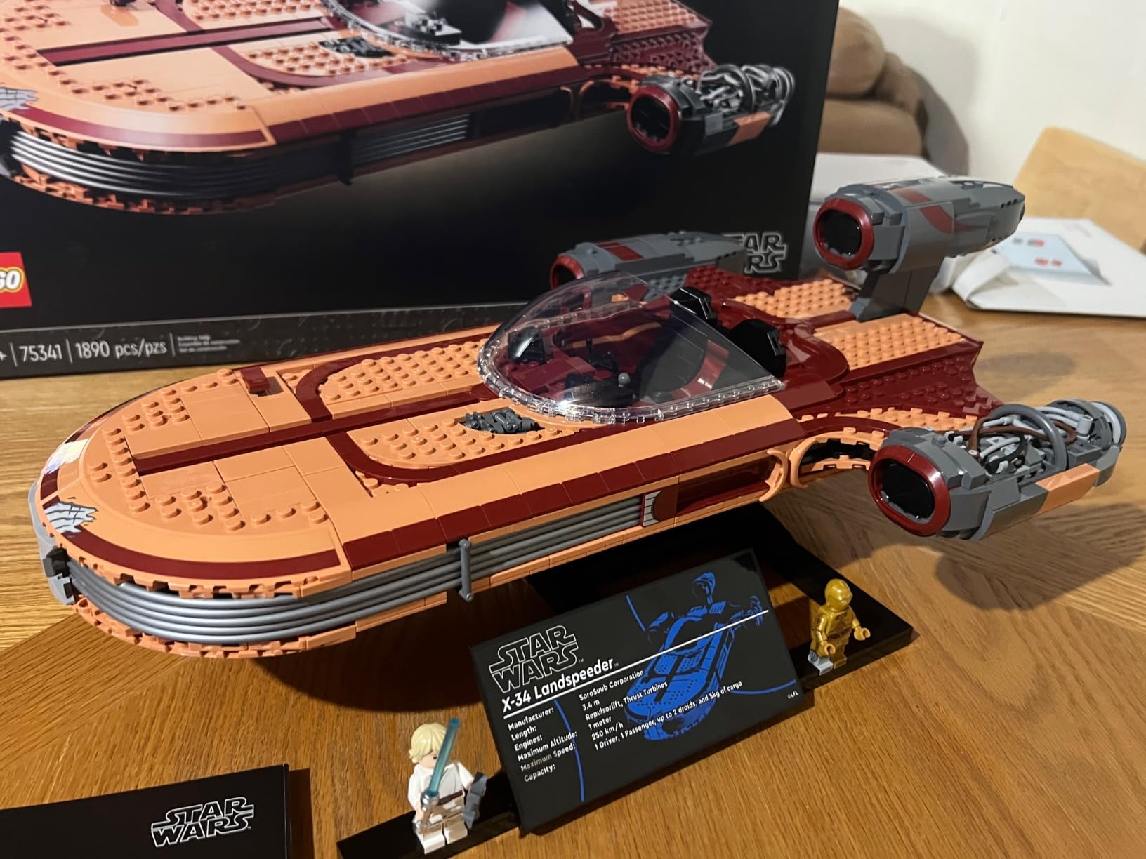 LEGO Star Wars Luke Skywalker's Landspeeder Ultimate Collector Series (75341) - Building Kit for Adults customer photo 2