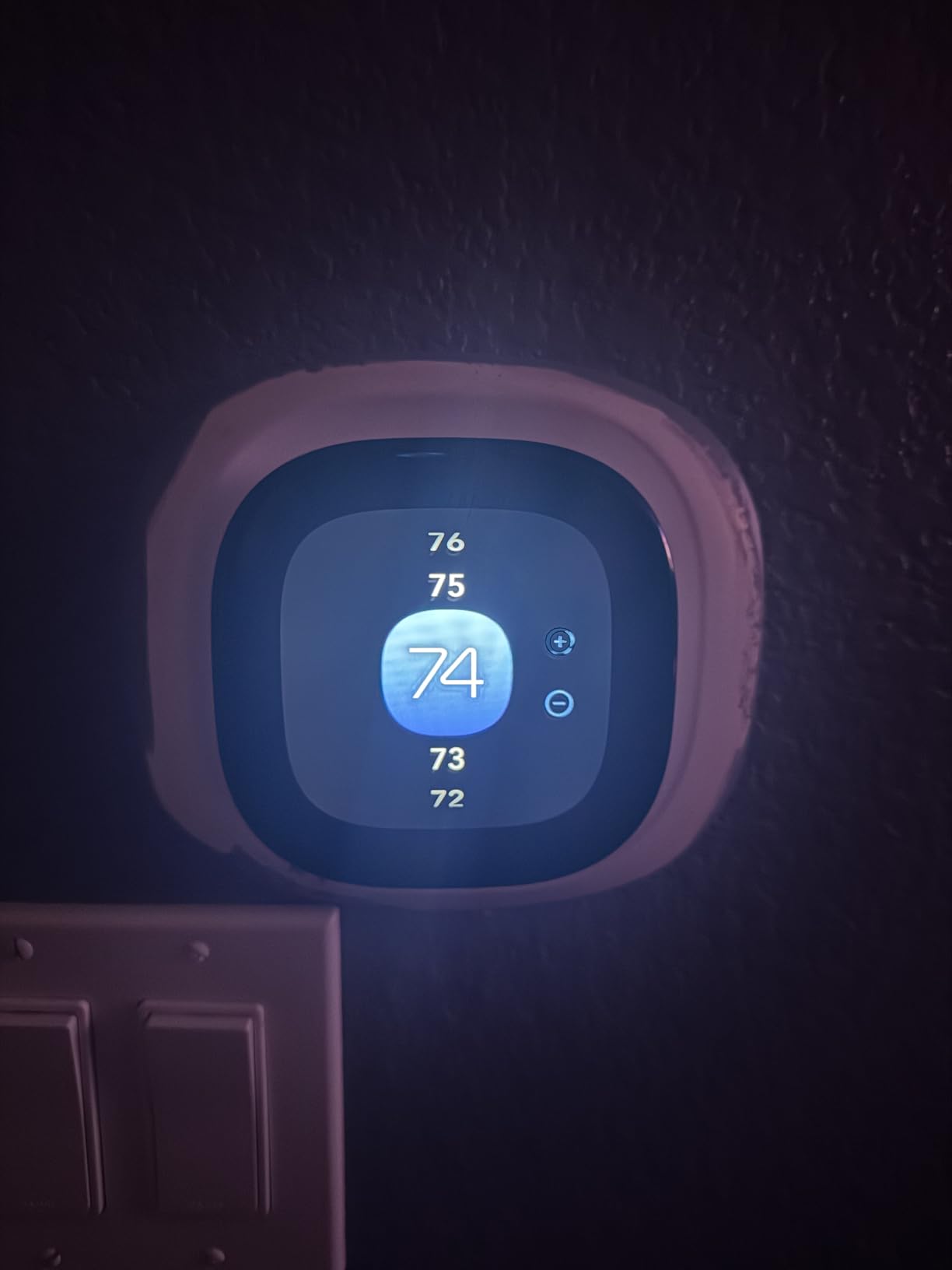 ecobee Smart Thermostat Enhanced - Programmable Wifi Thermostat - Works with Siri, Alexa, Google Assistant - Energy Star Certified - Smart Home customer photo 2