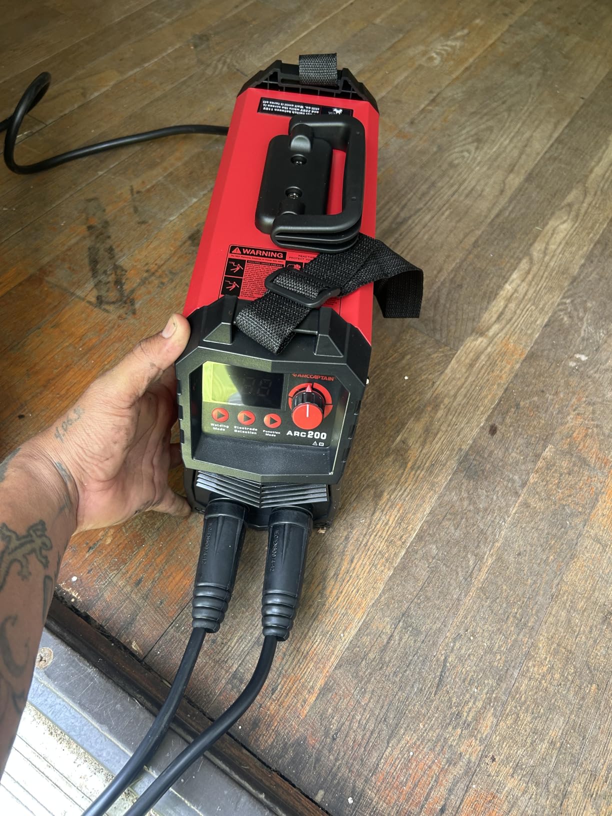 ARCCAPTAIN Stick Welder, 200A ARC/Lift TIG Welding Machine with Synergic Control, IGBT Inverter 110V/220V Portable MMA Welder customer photo 1