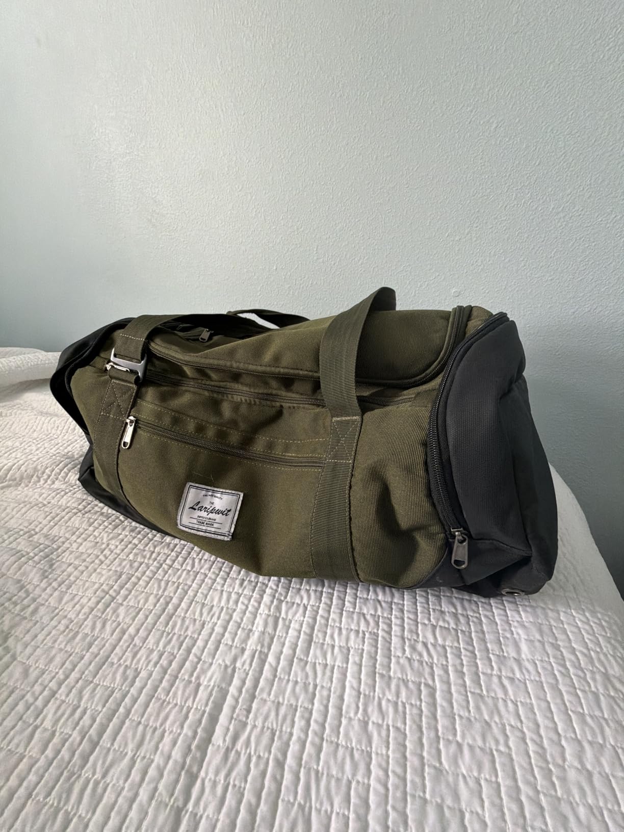 Laripwit Travel Duffle Bag for men 40L Medium Sports Gym Bag with Wet Pocket & Shoes Compartment Weekender Overnight Backpack for Traveling Duffel Bag Backpack for Women, Green customer photo 1