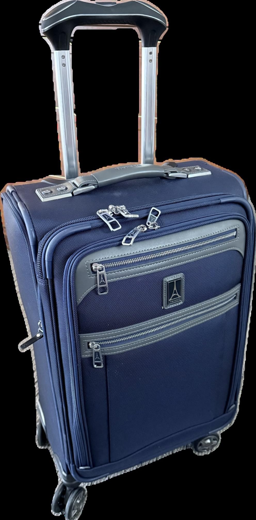 Travelpro Platinum Elite Softside Expandable Luggage, 8 Wheel Spinner Suitcase, TSA Lock, Men and Women, Coastal Blue, 2-Piece Set (21/25) customer photo 1