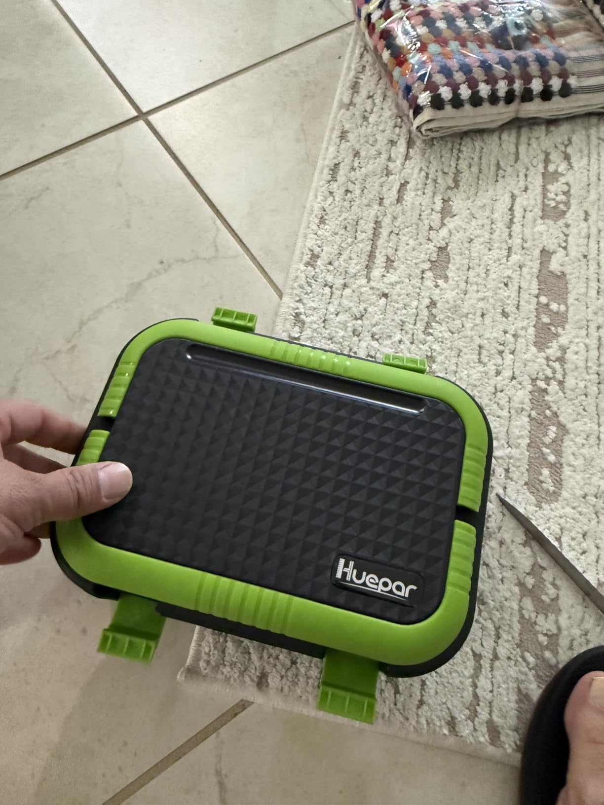 Huepar Laser Level 360 Self Leveling, Rechargeable Green Laser 3x360° Cross Line Lazer Leveler 3D Level Laser Tool for Construction and Picture Hanging, Strong Magnetic Bracket&Hard Carry Case -HM03CG customer photo 2