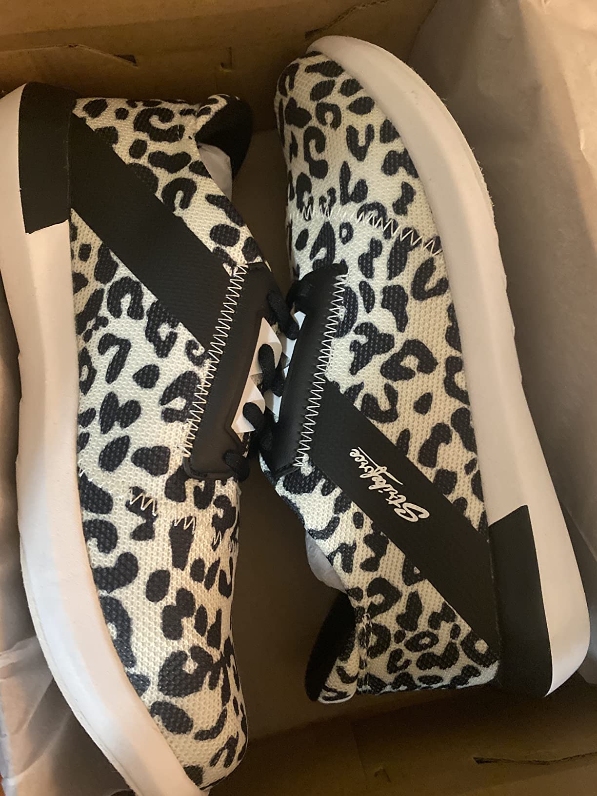 KR Strikeforce Lux Womens Athletic Bowling Shoes with a #8 Slide Pad on Both Shoes for Right or Left Handed Bowlers customer photo 1