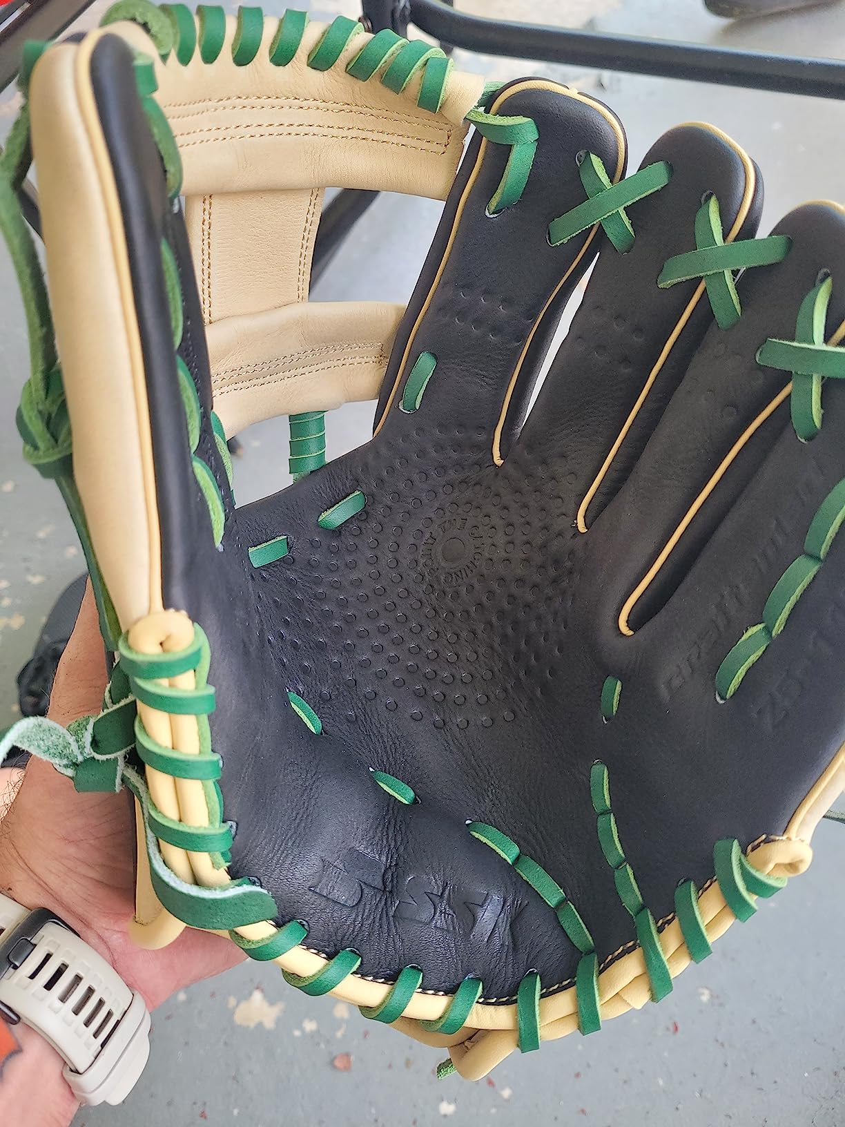 SSK Z5 Craftsman Infield Baseball Glove - 11.25
